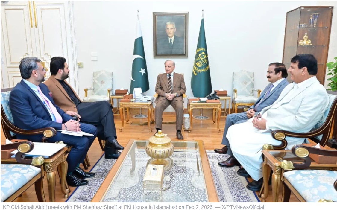 ‘No Political Talks’: PM Shehbaz, CM Afridi Discuss KP’s Financial, Security Challenges